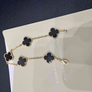 Vendôme edition bracelet, yellow gold (optimized)